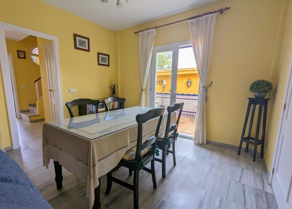 Adosada En El Puerto Santa Maria Villa เอลปูแอร์โต เด ซานตามาริอา ภายนอก รูปภาพ